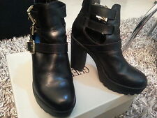 Lotto stivali scarpe usato  Roma