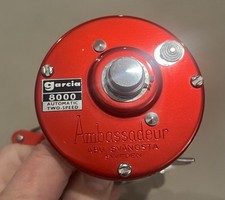 ABU GARCIA AMBASSADEUR 8000 CARRETEL AUTOMÁTICO LANÇADOR DE ISCAS DE DUAS VELOCIDADES/SUÉCIA READ DES, usado comprar usado  Enviando para Brazil