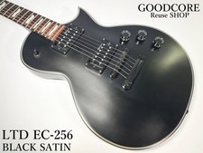 Guitarra elétrica Esp Ltd Ec-256 cetim preto Les Paul R704154, usado comprar usado  Enviando para Brazil