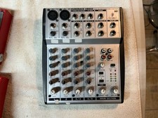 Behringer Eurorack UB802 Ultra-Baixo Ruído 8 Entradas 2-Bus Mixer de Áudio SEM Suporte de Alimentação comprar usado  Enviando para Brazil