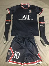 Complete maglia pantaloncini usato  Vimercate