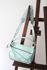 Loewe sac modèle d'occasion  Paris XVIII