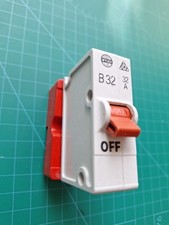 Wylex b32 plug for sale  FAVERSHAM