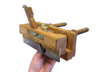 Rabot bouvet hêtre. d'occasion Rabot bouvet hêtre. d'occasion  Charly-sur-Marne