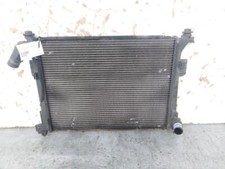 Radiatore acqua hyundai usato  Torre del Greco