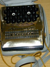 HOHNER HARMONETTA, Vintage Harmonica comprar usado HOHNER HARMONETTA, Vintage Harmonica comprar usado  Enviando para Brazil