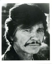 Foto autografada vintage assinada à mão da estrela de cinema Charles Bronson comprar usado  Enviando para Brazil