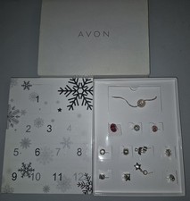 Avon Bethann Charm Bransoletka Adwentowy zestaw prezentowy Vintage Fabrycznie nowy Nigdy nie używany, używany na sprzedaż  Wysyłka do Poland
