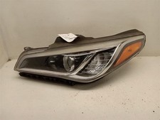 Driver left headlight for sale  Saint Paul