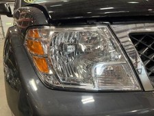 Farol de halogênio lateral direito para passageiros Nissan Frontier 2010 fabricante de equipamento original 2009-2021 comprar usado  Enviando para Brazil