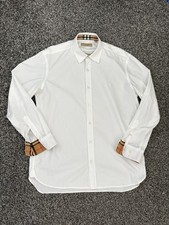 Burberry men white d'occasion  Expédié en Belgium