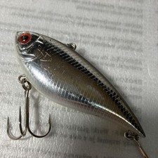 Sirene Daiwa Old Td vibração S as cores esquerda e direita são diferentes 1 comprar usado  Enviando para Brazil