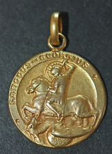 Belle médaille religieuse d'occasion  Houilles