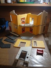 Maison moderne playmobil d'occasion Maison moderne playmobil d'occasion  Salon-de-Provence