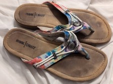 Minnetonka thong sandals for sale  Asheville