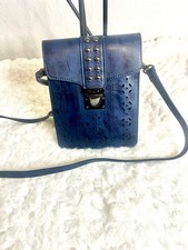 Borsa cellulare tracolla usato Borsa cellulare tracolla usato  Spedire a Italy