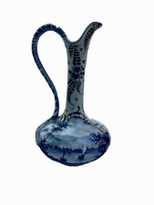 Delft vase hand d'occasion  Corbigny