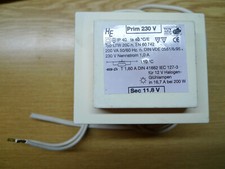 Halogentrafo 12v 200w gebraucht kaufen Halogentrafo 12v 200w gebraucht kaufen  Lahnau