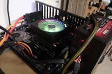Bundle gigabyte x570 usato  Teramo