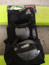 Protezioni per pattini usato  Leifers
