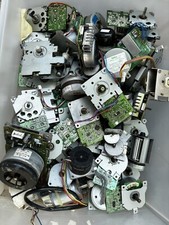 Motores de sucata aproximadamente 40 libras pequenas apenas peças eletrônicas, a maioria de impressoras a laser comprar usado  Enviando para Brazil