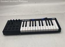 Alesis v25 usb d'occasion  Expédié en Belgium