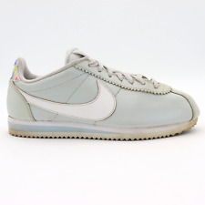 Tênis Nike Cortez clássico feminino tamanho 7 EUA platina pura estampa floral CD0238-001 comprar usado Tênis Nike Cortez clássico feminino tamanho 7 EUA platina pura estampa floral CD0238-001 comprar usado  Enviando para Brazil