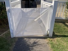 Retractable baby gate for sale  BRISTOL