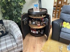 Barek na alkohol Wykonany z dębowej beczki po whsiky, używany na sprzedaż  PL