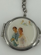 Usado, Chaveiro espelho dia do casamento fob tom prata casal homem e esposa comprar usado  Enviando para Brazil