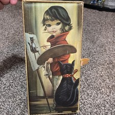 Maio Big Eyed Artist Girl Painting A Cat Jewelry Give Box comprar usado  Enviando para Brazil