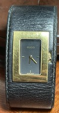Gucci montre manchette d'occasion  Camarès