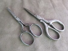 Two pairs sewing d'occasion  Expédié en Belgium