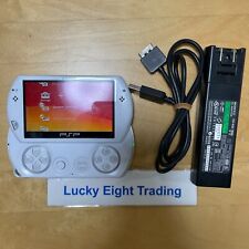 Cargador de consola PSP Go blanco perla PSP N1000 PW [CC] segunda mano  Embacar hacia Argentina