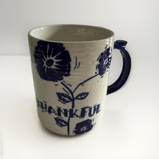 Caneca de café Anthropologie Thankful Flower 16 oz branca azul, usado comprar usado  Enviando para Brazil
