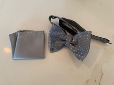 Tie bar bow for sale  Arlington Heights