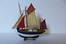 Ancienne maquette bateau d'occasion  Saint-Quentin