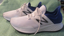 Tênis de corrida New Balance Fresh Foam branco masculino tamanho 10.5 comprar usado  Enviando para Brazil