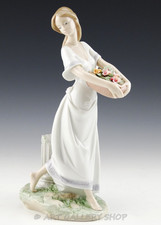 Lladro privilege figurine for sale  Springfield