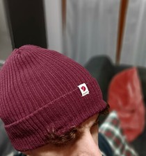 Cappello cuffia coste usato  Piacenza