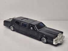 Voiture miniature limousine d'occasion  Pordic