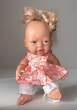 Poupee type asiatique d'occasion  Baziège