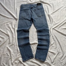 Levi made crafted d'occasion  Expédié en Belgium