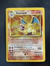 Charizard holo set usato  Taranto