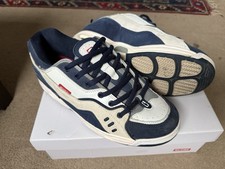 Men globe classic for sale  UCKFIELD