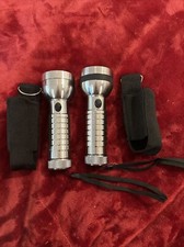 Duas lanternas LED ultravioleta configurações múltiplas com estojos e baterias Maxcraft comprar usado  Enviando para Brazil
