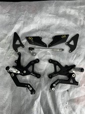 pedane arretrate r1 2005 usato pedane arretrate r1 2005 usato Sormano