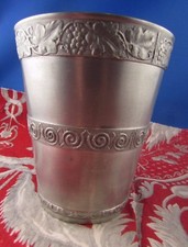 Ancienne timbale etain d'occasion Ancienne timbale etain d'occasion  Craponne