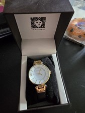 Women gold anne for sale  HASSOCKS