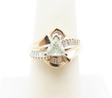 Anel de desvio de ouro amarelo 14K ~1/2CTW diamante (~1/3C trilhão de centro) tamanho 6,75 comprar usado  Enviando para Brazil